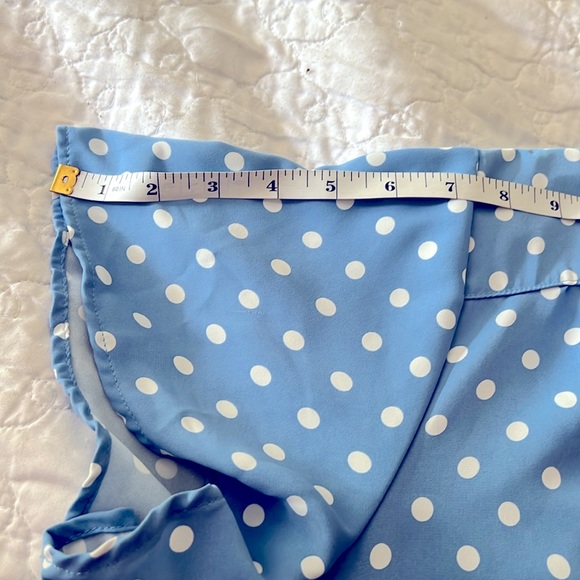 Torrid Short Sleeve Blouse Soft Blue white dots Front Pockets - Picture 5 of 6
